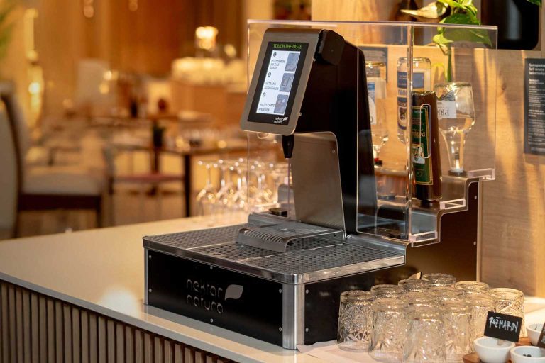 nektar-natura-dispensing-systems-Tower-Touch-2-mobile