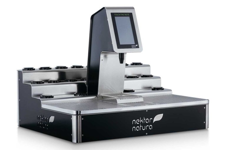 nektar-natura-dispensing-systems-Tower-Touch-8-mobile